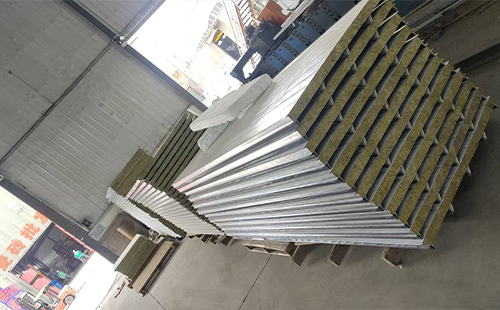 尖扎彩钢夹芯板