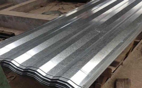 集装箱板翻新除锈流程：旧箱改民宿怎样选尖扎集装箱板